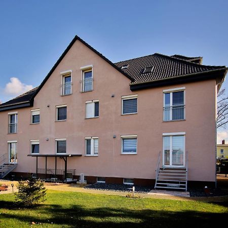 Gaeste- Und Ferienwohnung In Der Sportstadt Riesa Exterior photo